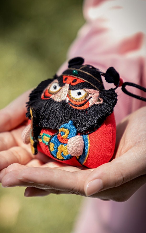 King of Ghosts Zhong Kui Amulet | DIY Emrboidery Kit