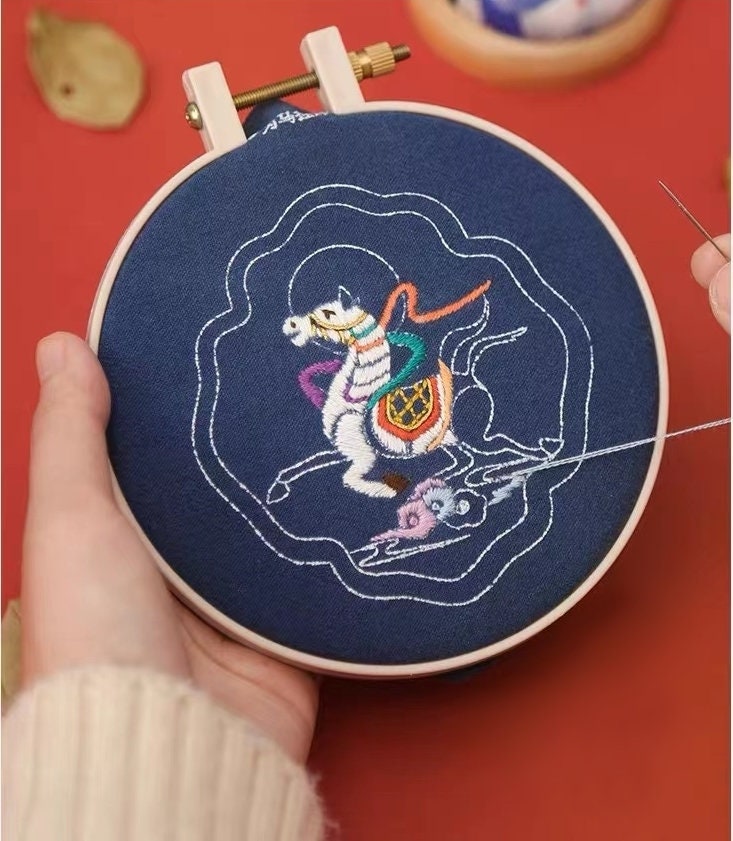 Run with The Dream Amulet, Beginner DIY Embroidery Kit