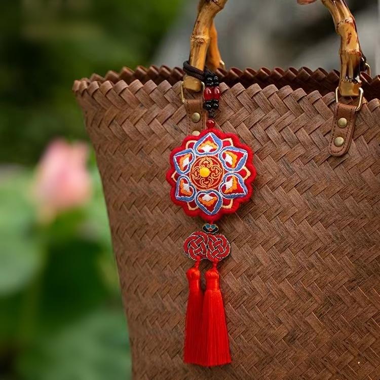 Lotus Amulet DIY Embroidery Beginner Start Kit