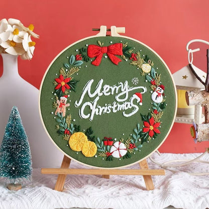 green Christmas wreath in the Christmas series DIY hand embroidery kit