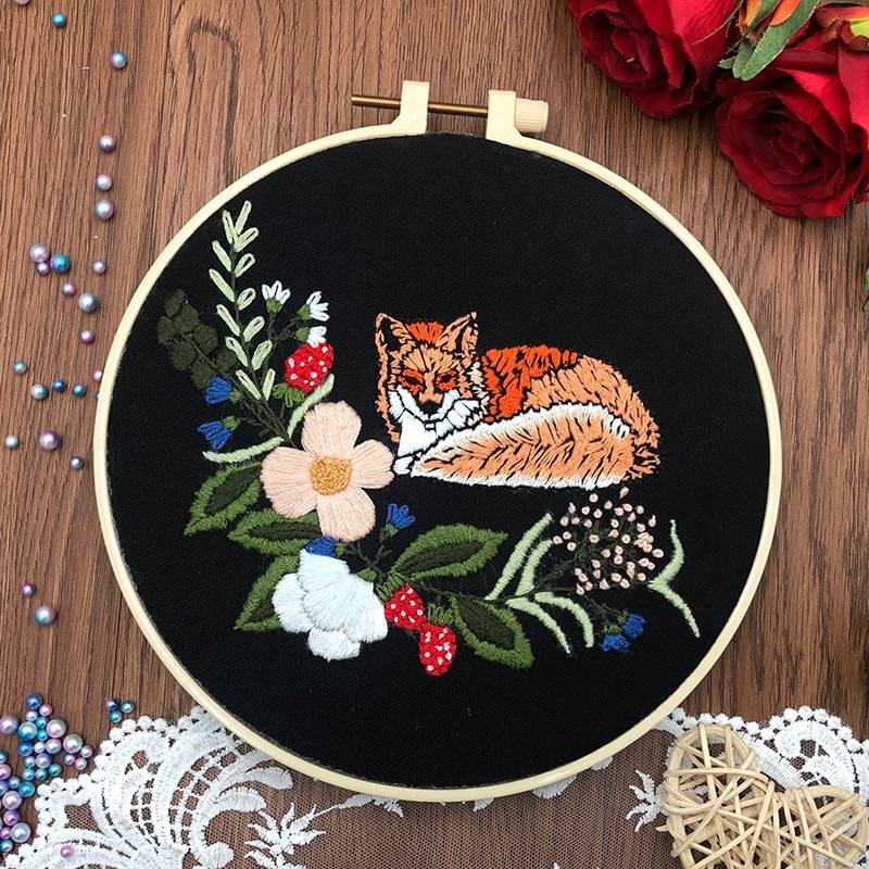 Fox Hand Embroidery Kit